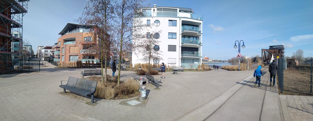 Aaron - Privatunterkunft Magdeburgo Exterior foto